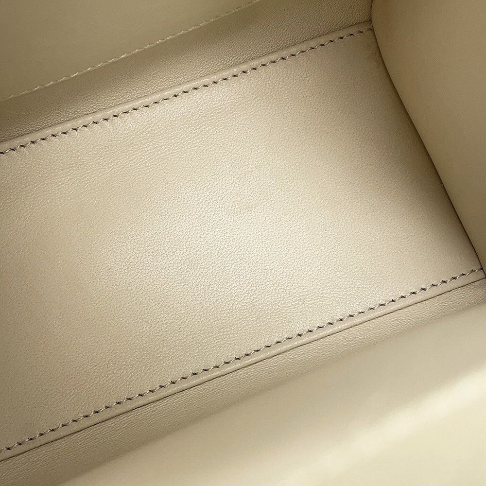 Gucci Diana Leather 2-Way Shoulder Bag — view 7