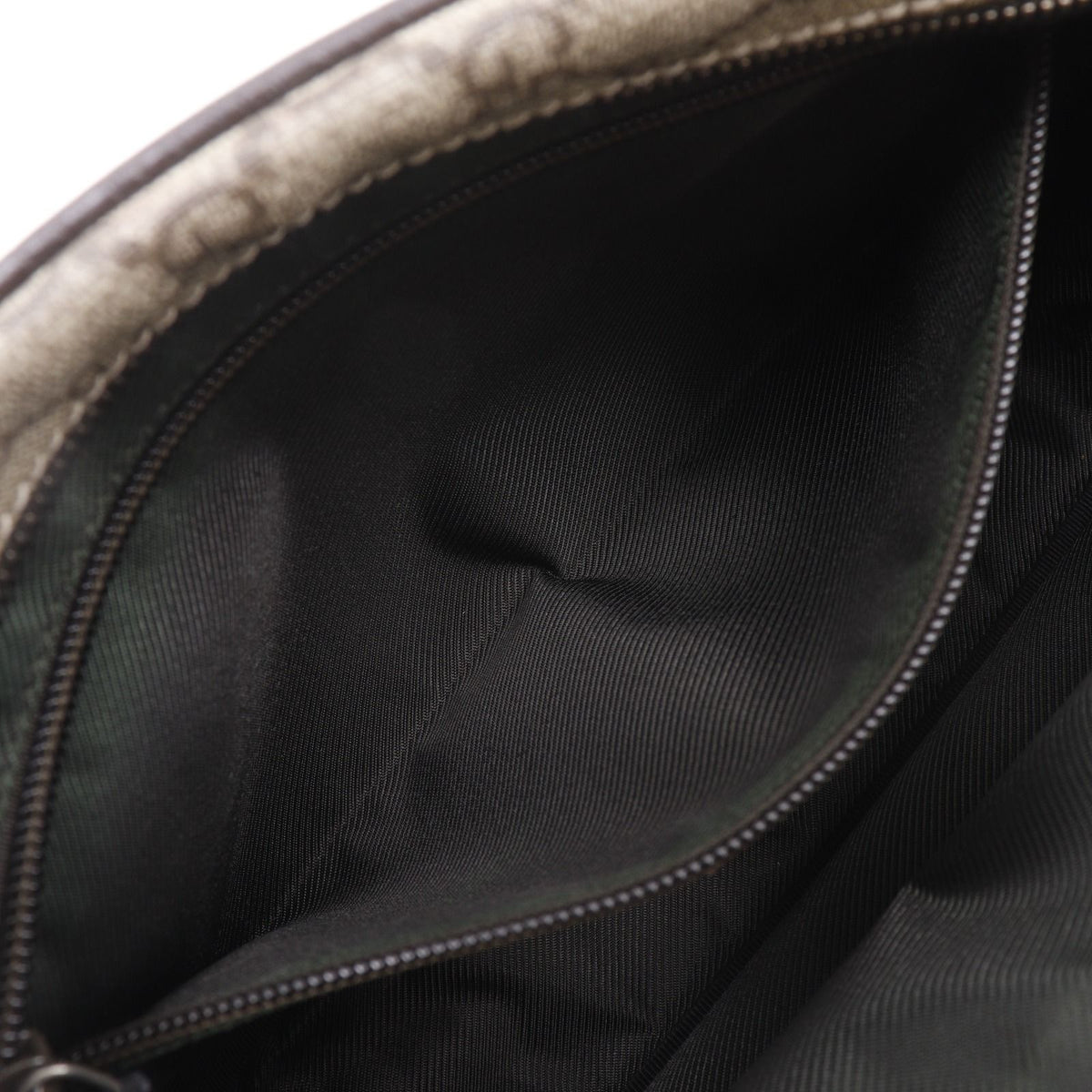Gucci GG Supreme Canvas Brown Shoulder Bag — view 6