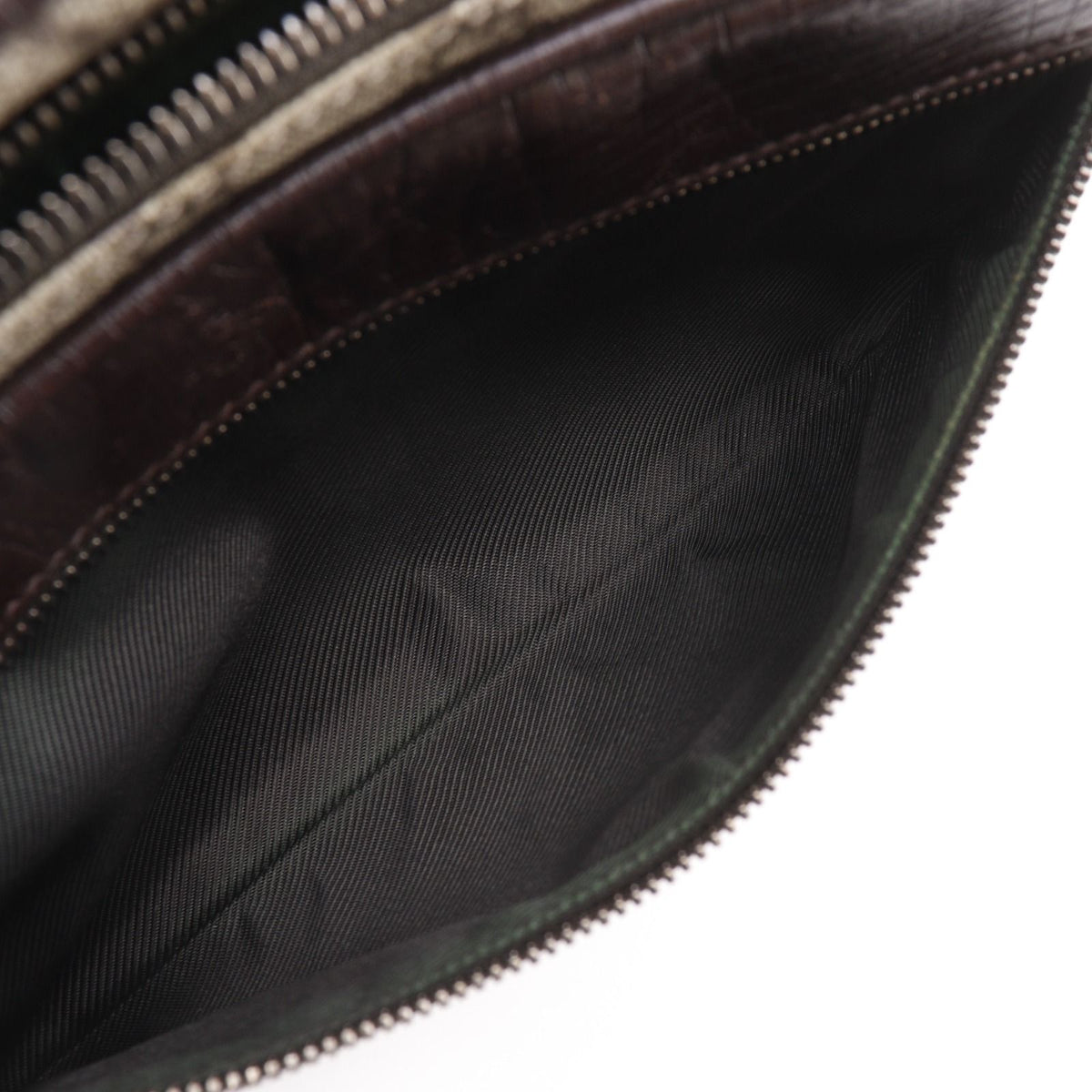 Gucci GG Supreme Canvas Brown Shoulder Bag — view 8