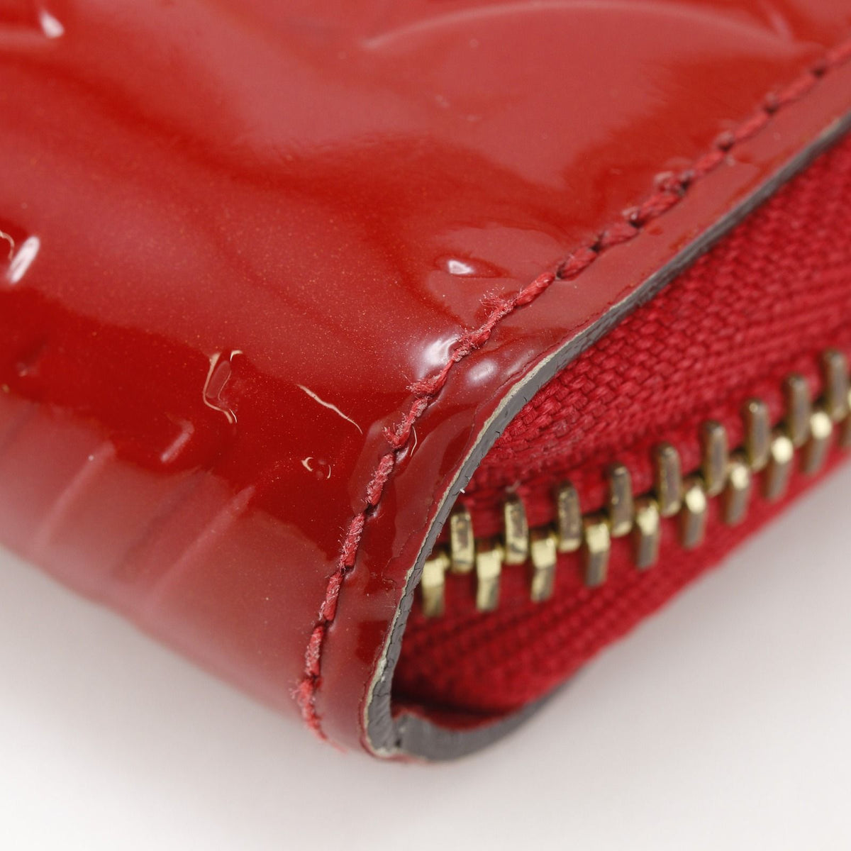 Louis Vuitton Zippy Wallet Monogram Vernis Cerise Red — view 4
