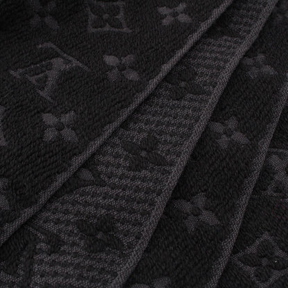 Louis Vuitton Monogram Classic Wool Scarf Noir — view 5