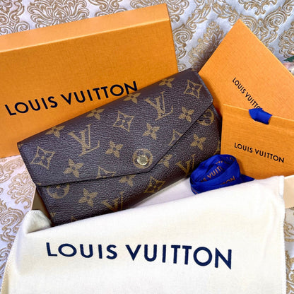 Louis Vuitton Portefeuille Sarah Monogram Wallet