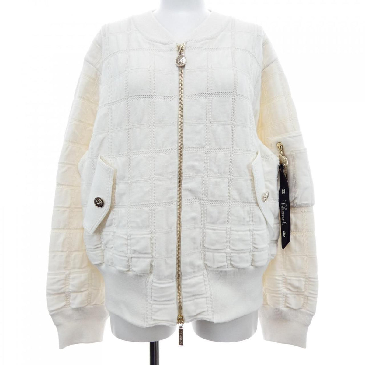 Chanel 25B Jacket White