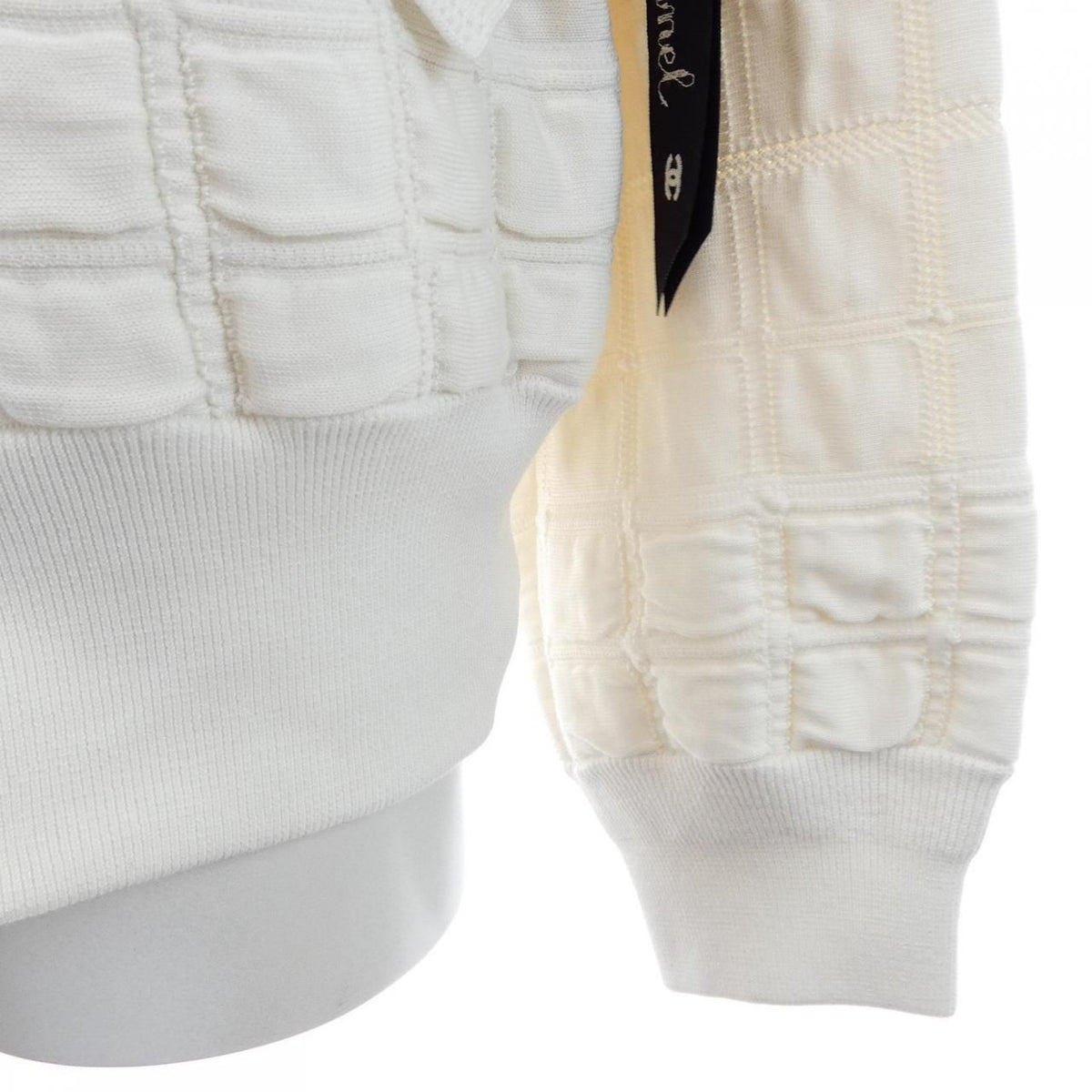 Chanel 25B Jacket White — view 7
