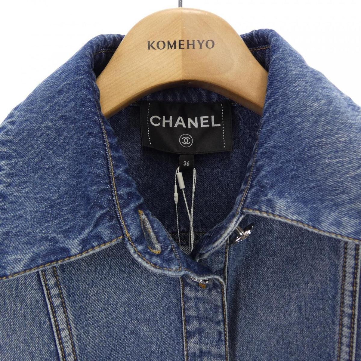 Chanel Denim Jacket Blue — view 6