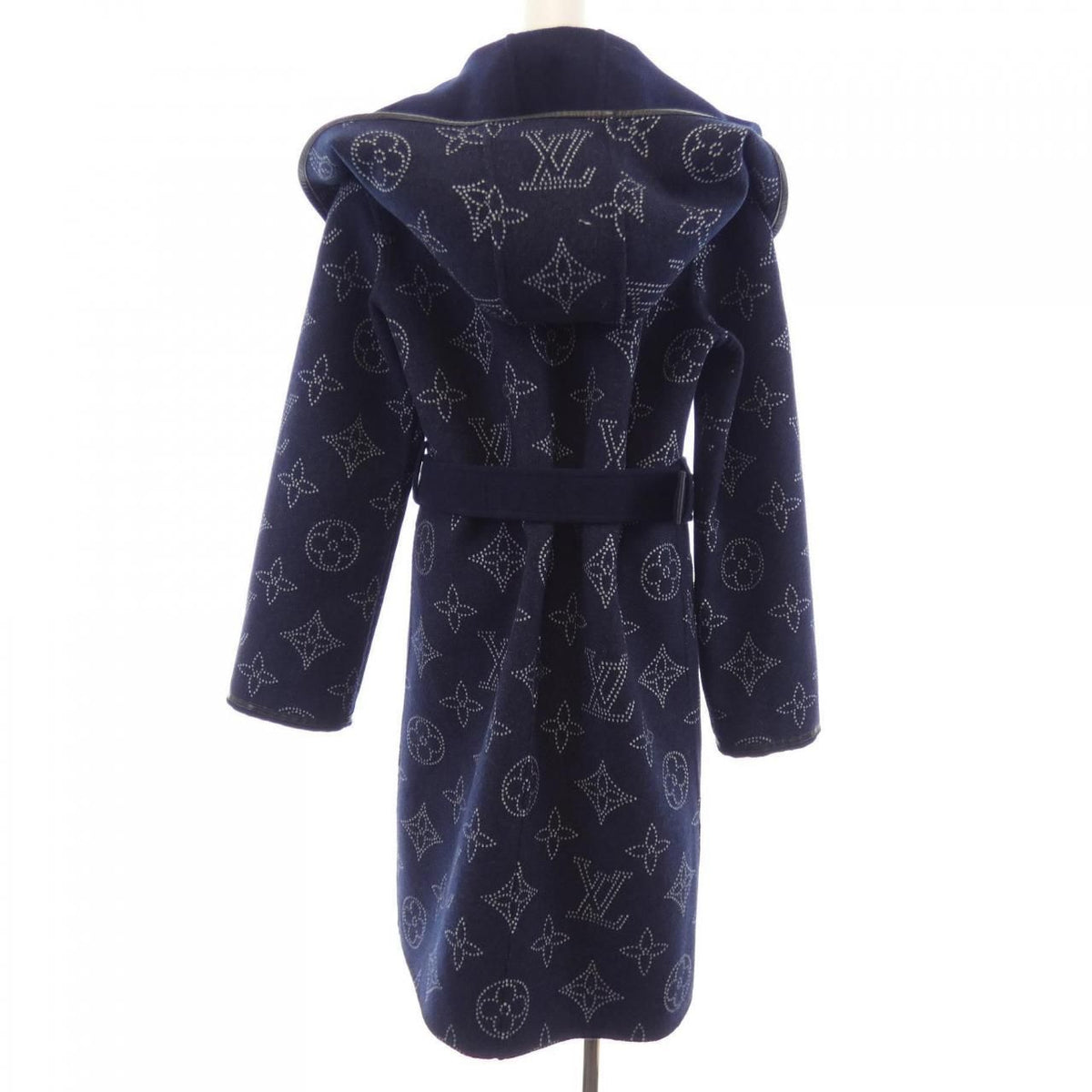Louis Vuitton Reversible Mahina Monogram Wrap Coat — view 2