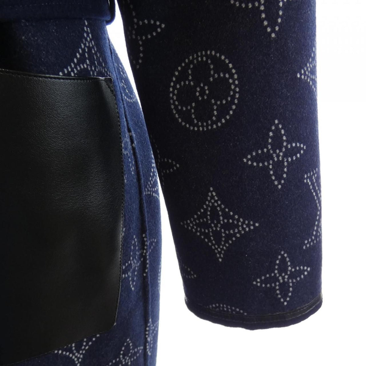 Louis Vuitton Reversible Mahina Monogram Wrap Coat — view 7