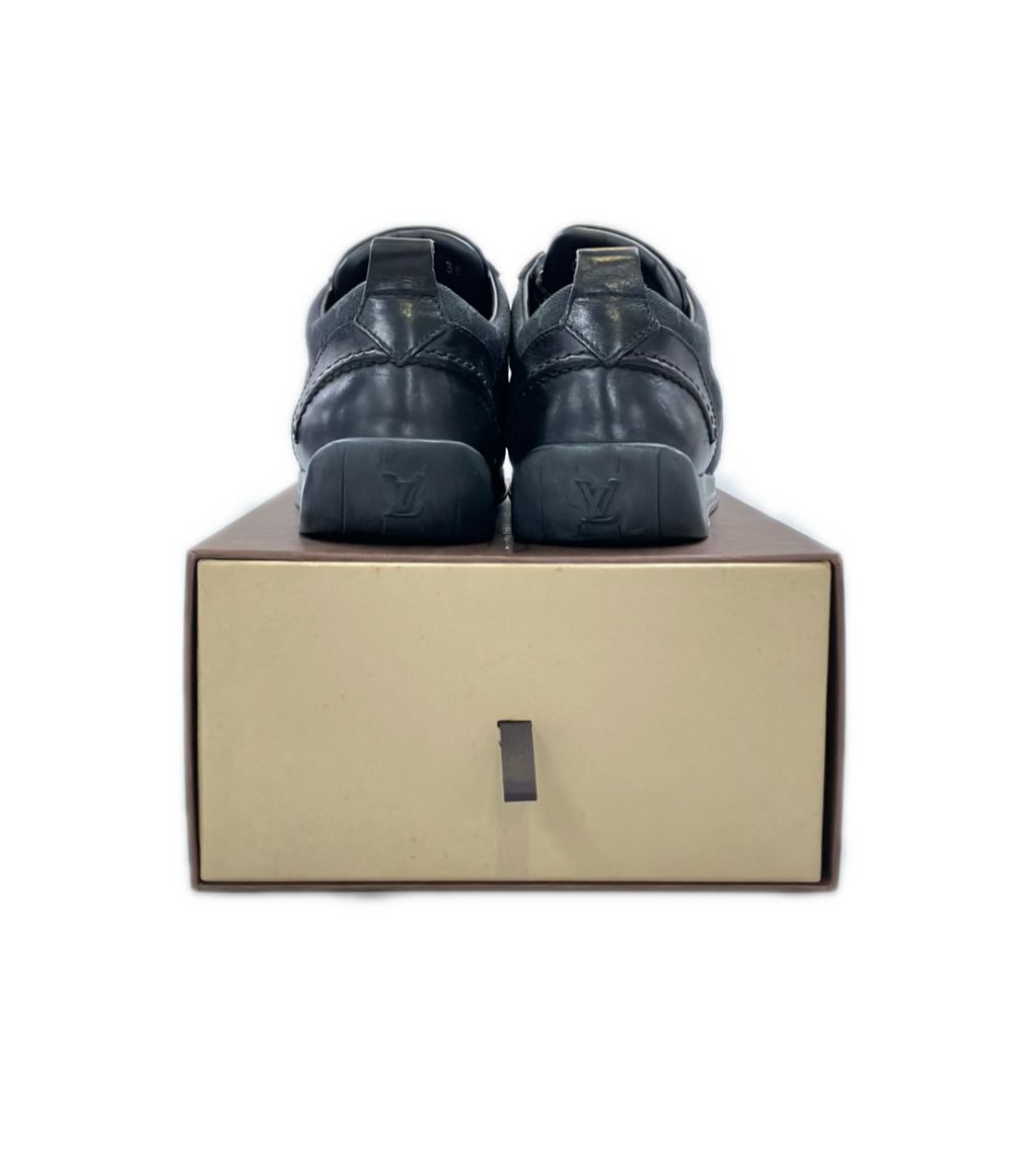 Louis Vuitton Low-Top Sneakers Monogram — view 3
