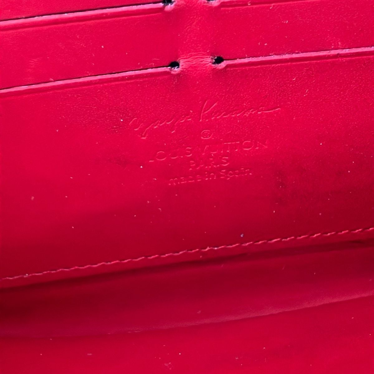 Louis Vuitton Wallet x Yayoi Kusama Zippy Rouge Leather — view 5