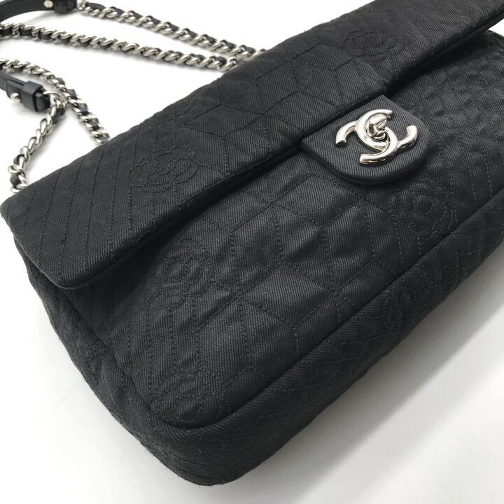 Chanel CC Logo Denim Camellia Chain Shoulder Bag Black — view 5
