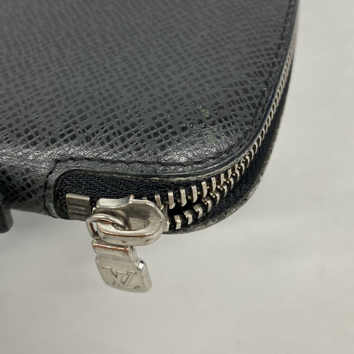 Louis Vuitton Wallet Taiga Organizer Atole Ardoise — view 6