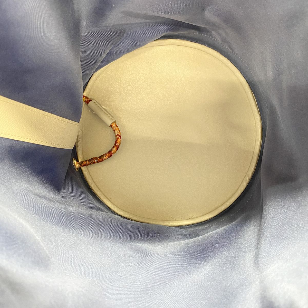 Hermes Shoulder Bag Socwar 22 Silk Orange Silver — view 4