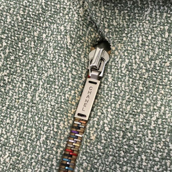 Chanel 01P Jacket Green — view 5