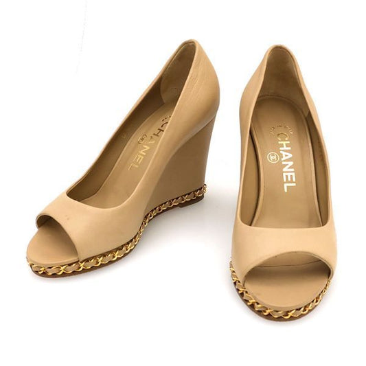 Chanel Pumps Heels Beige