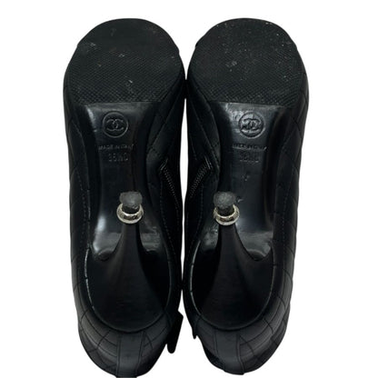 Chanel Short Boots CC Logo Quilted Lambskin Black Shoes Casual — view 8