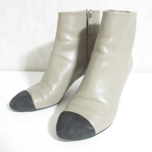 Chanel Logo Heels Bicolor Side Zip Short Boots 35C Greige Black Autumn Winter