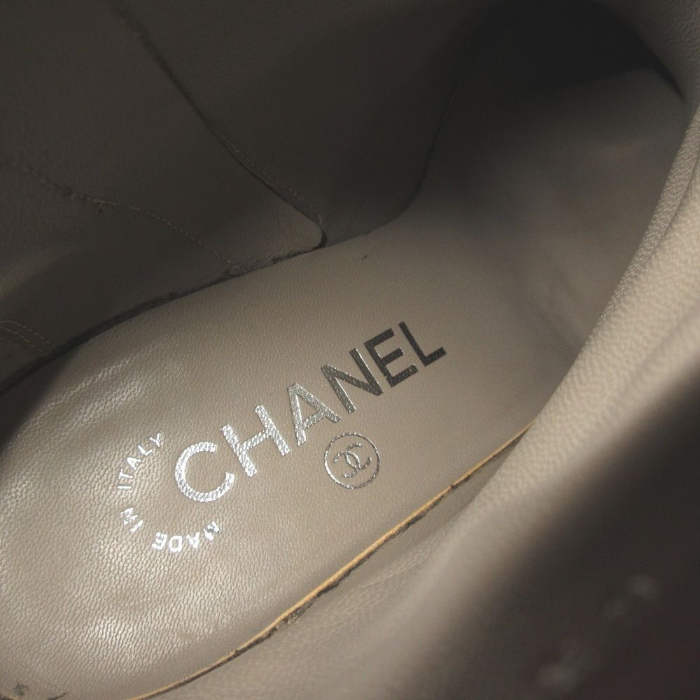 Chanel Logo Heels Bicolor Side Zip Short Boots 35C Greige Black Autumn Winter — view 6