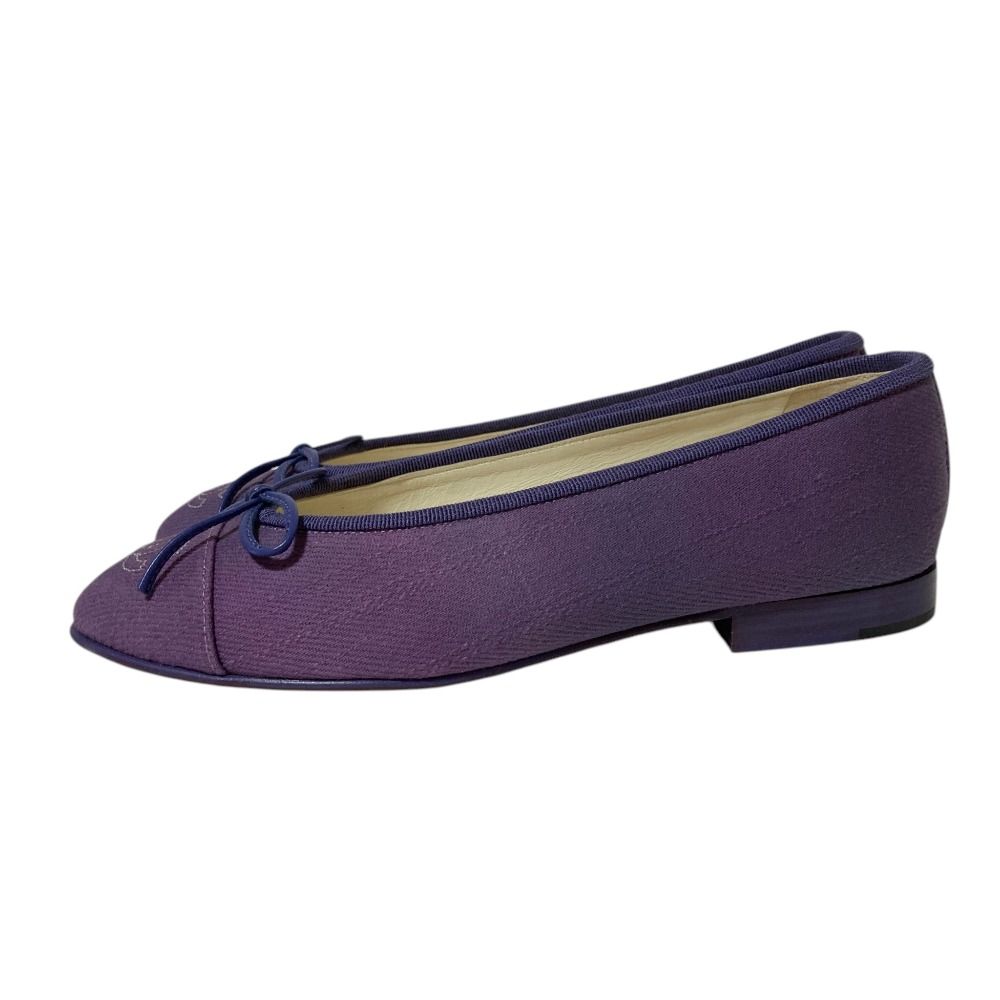 Chanel CC Logo Ribbon Ballerina Flat Pumps Ballet Shoes Purple Spring — view 2