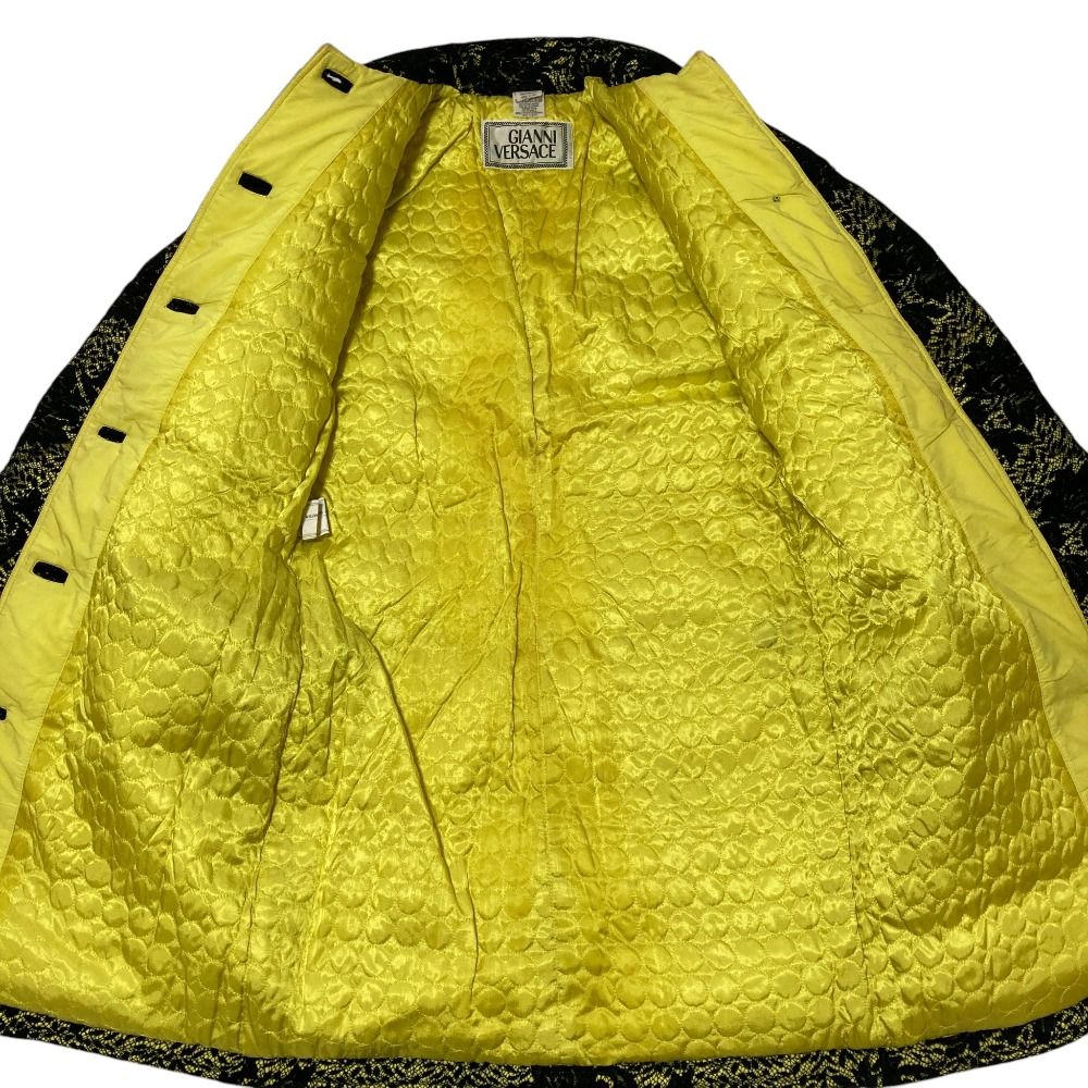 Versace Gianni Vintage Medusa Button Lace Padding Coat Black Yellow 42 — view 5
