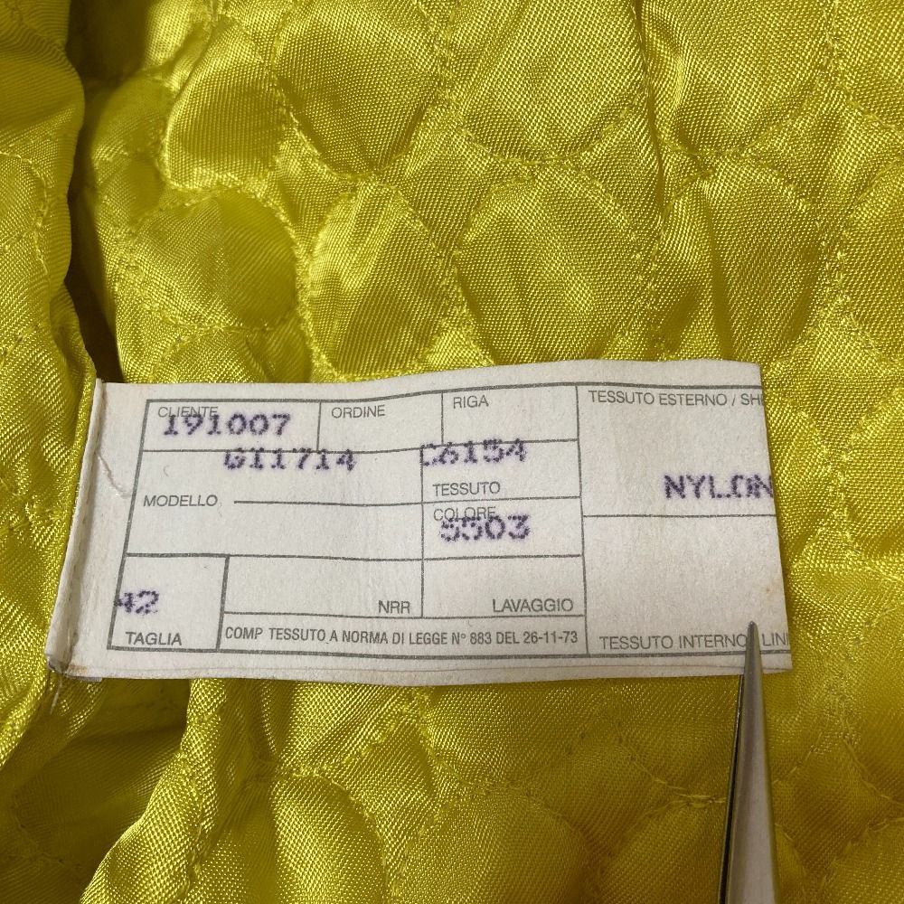 Versace Gianni Vintage Medusa Button Lace Padding Coat Black Yellow 42 — view 8