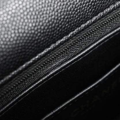 Chanel Shoulder Bag Mini Classic — view 8