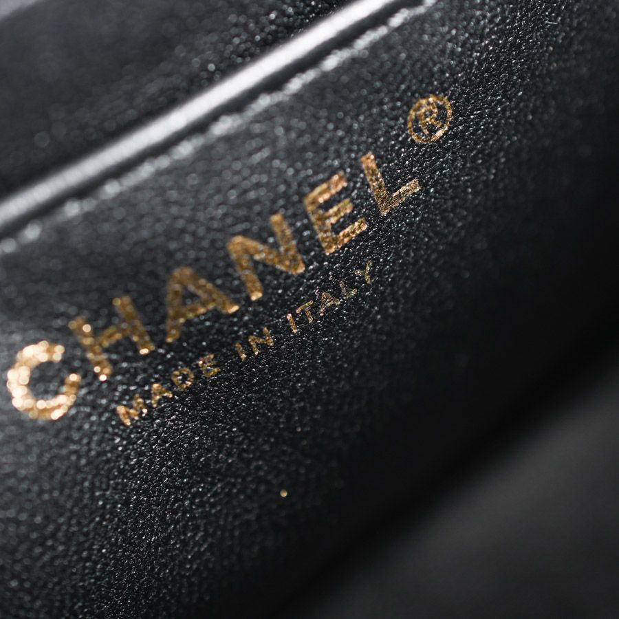 Chanel Shoulder Bag Mini Classic — view 6