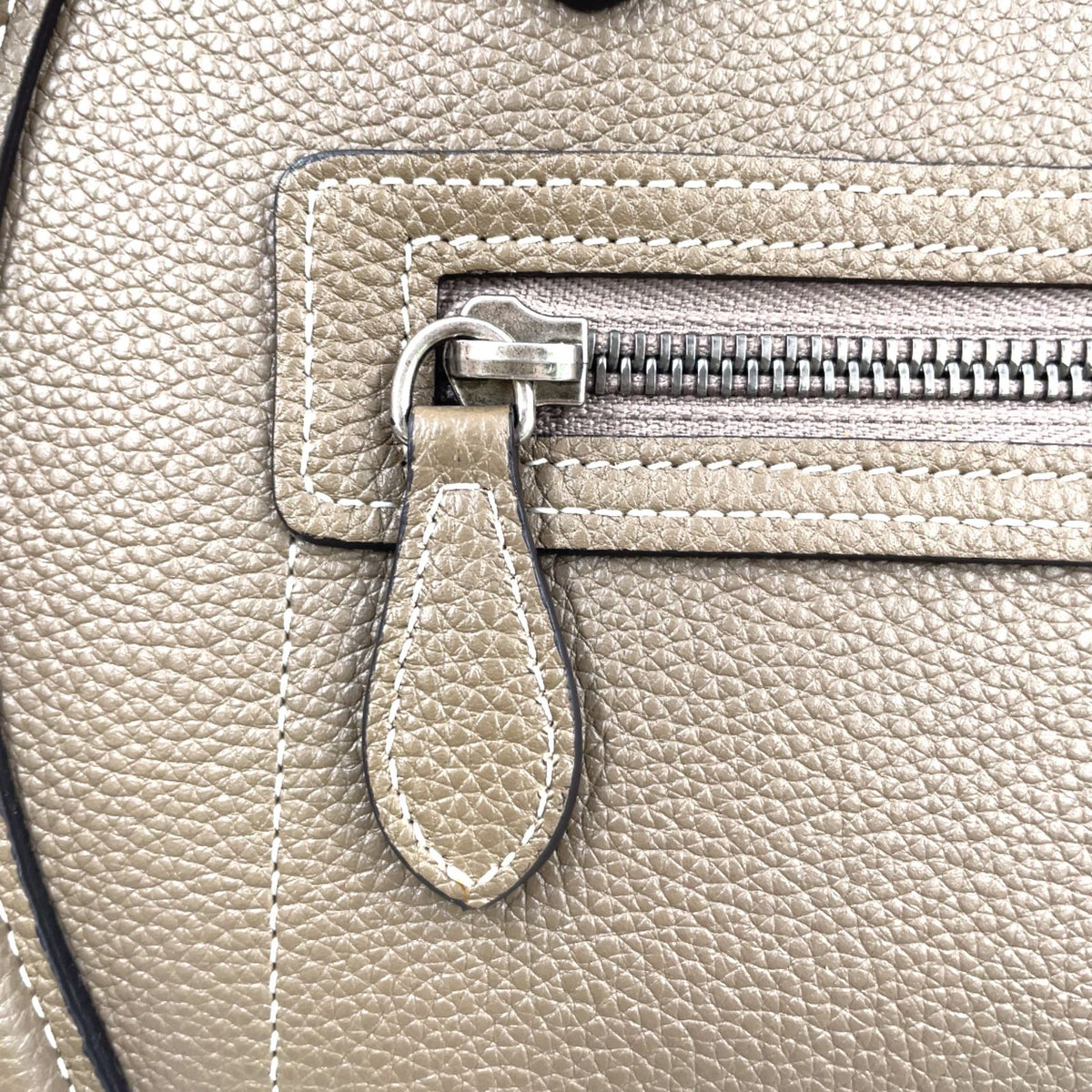 Celine Luggage Micro Leather Gray Beige Handbag Silver — view 7
