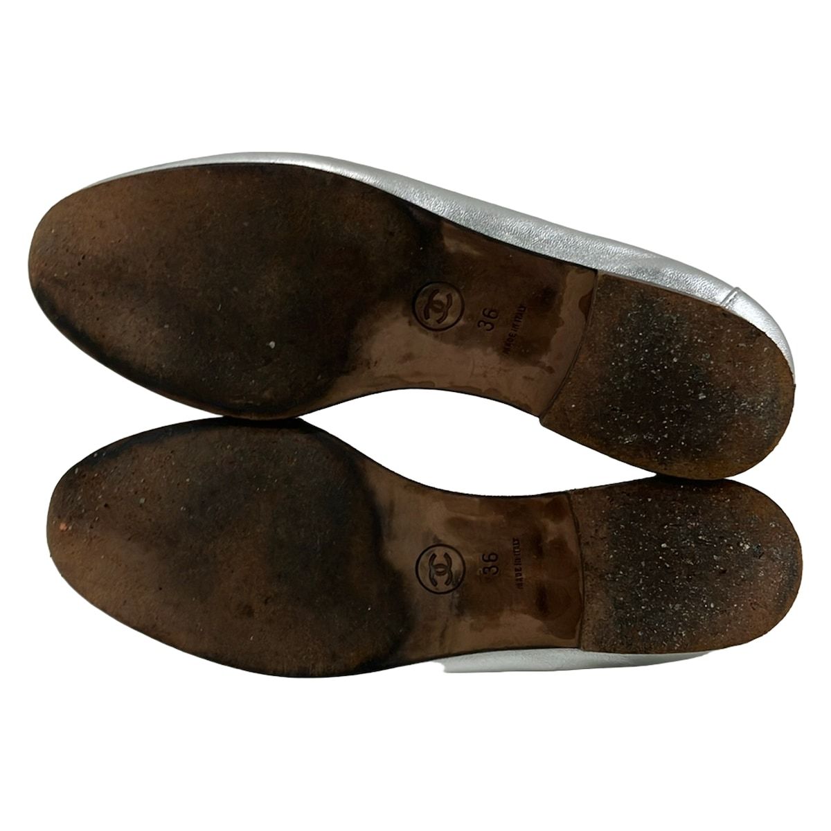 Chanel Flat Shoes Silver CC Logo Leather — view 4