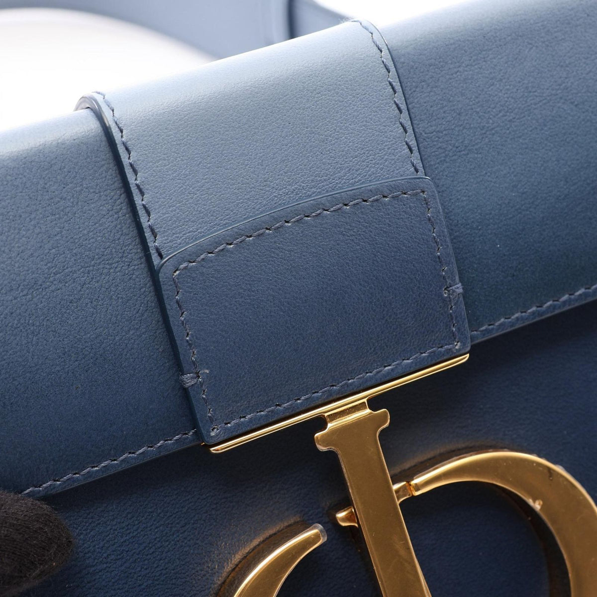 Dior Shoulder Bag 30 Montaigne Box Blue Navy Leather 30 — view 7