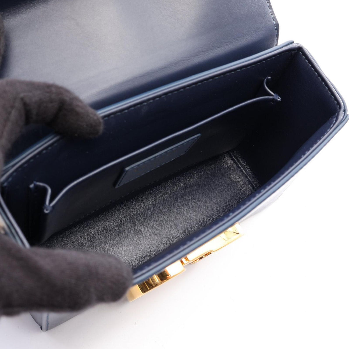 Dior Shoulder Bag 30 Montaigne Box Blue Navy Leather 30 — view 3