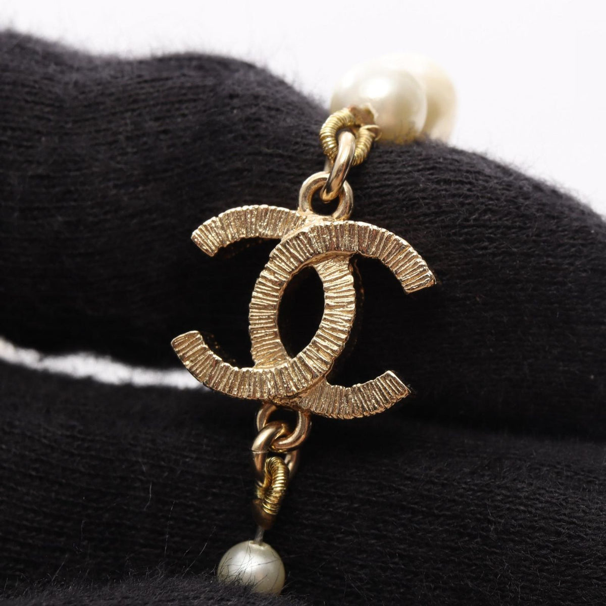 Chanel Necklace 12C CC Logo — view 6