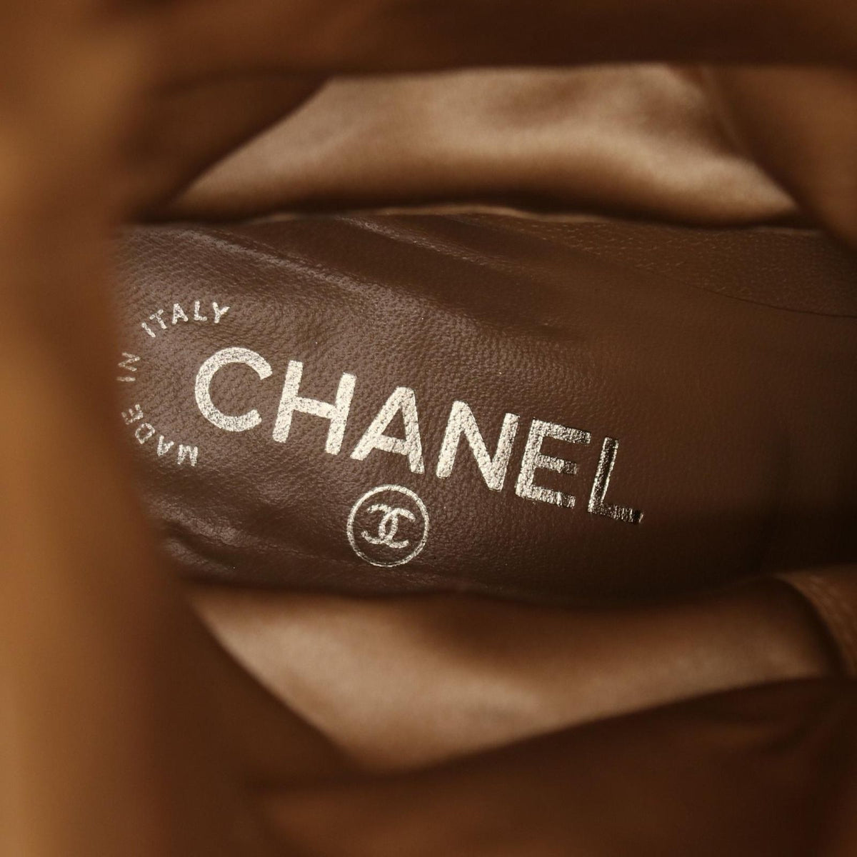 Chanel Boots CC Logo Long Leather — view 5