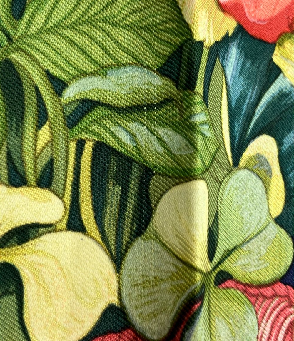 Hermes Scarf Carre 90 Silk 100% Regina — view 6