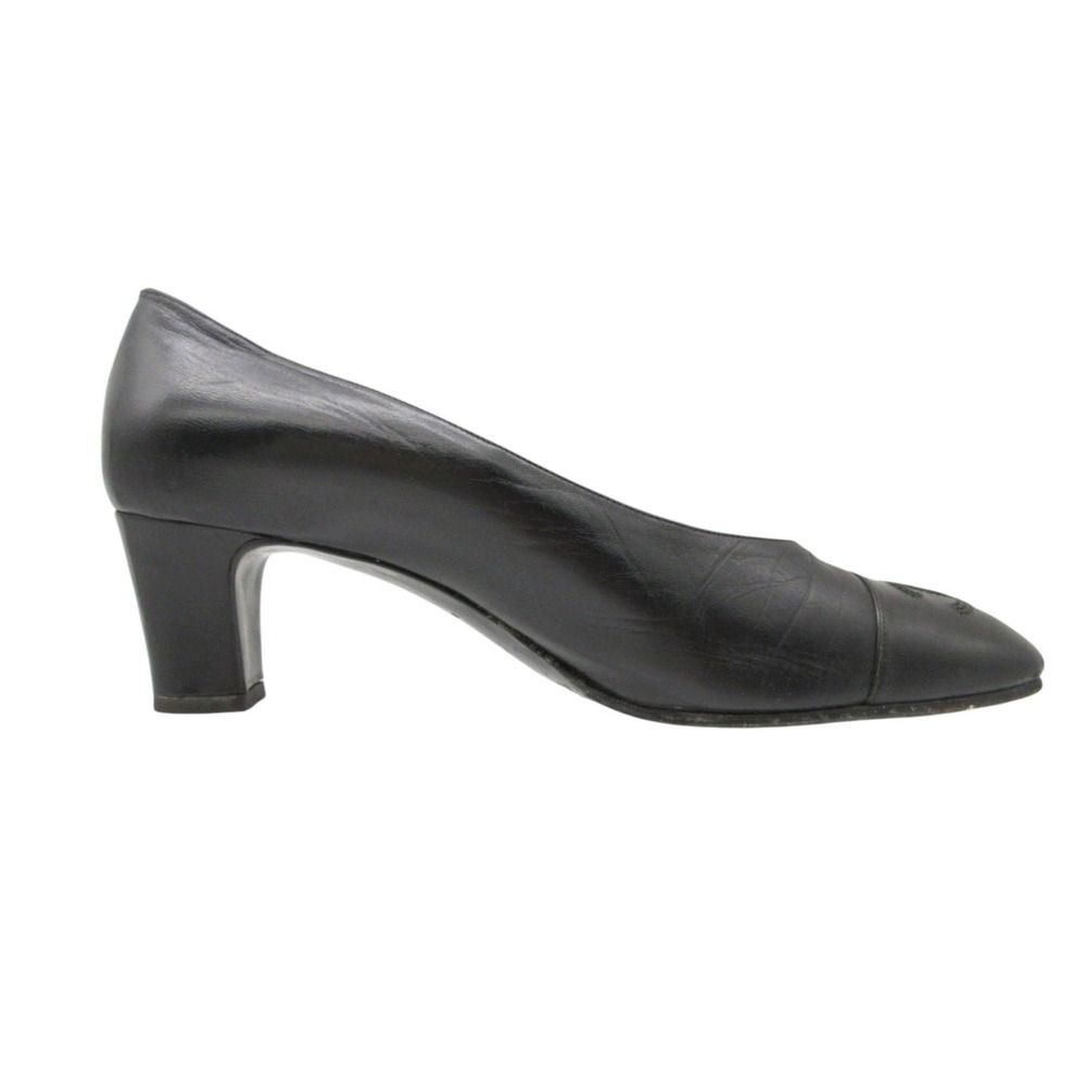 Chanel Pumps CC Logo Cap Toe Almond Toe Low Heels Black — view 2