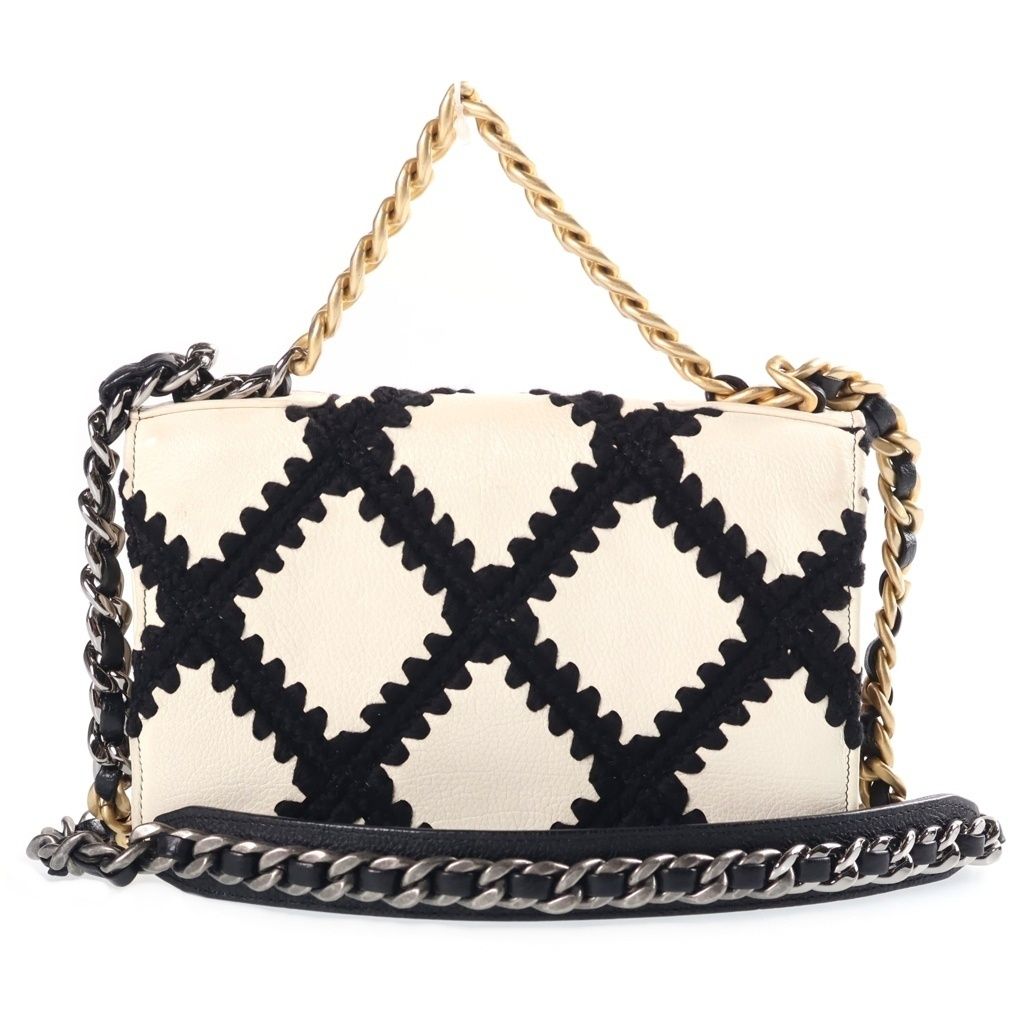 Chanel 19 Chain Wallet Shoulder Bag White Black Clochette Calfskin Gold — view 2