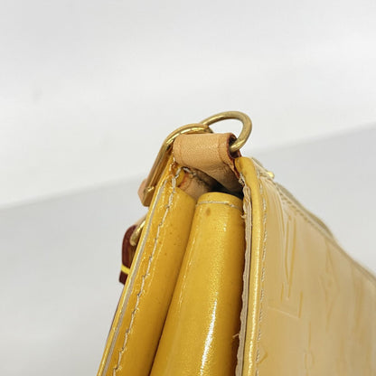 Louis Vuitton Pouch Vernis Lexington Beige — view 7