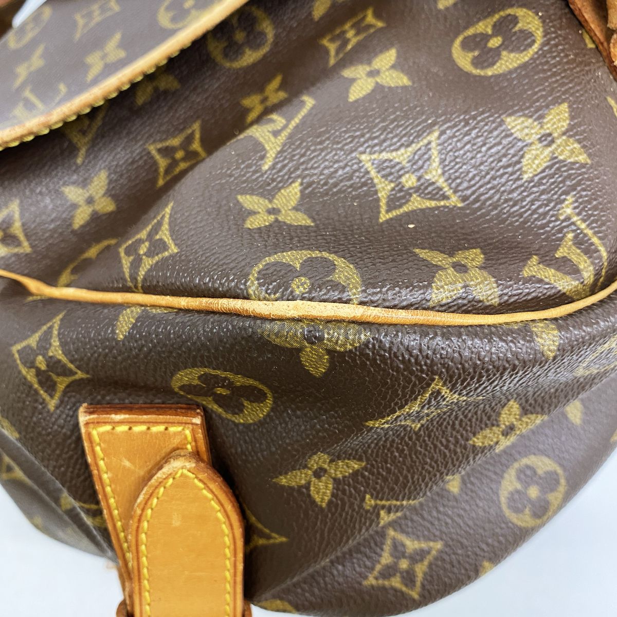 Louis Vuitton Shoulder Bag Monogram Saumur 43 Brown — view 7