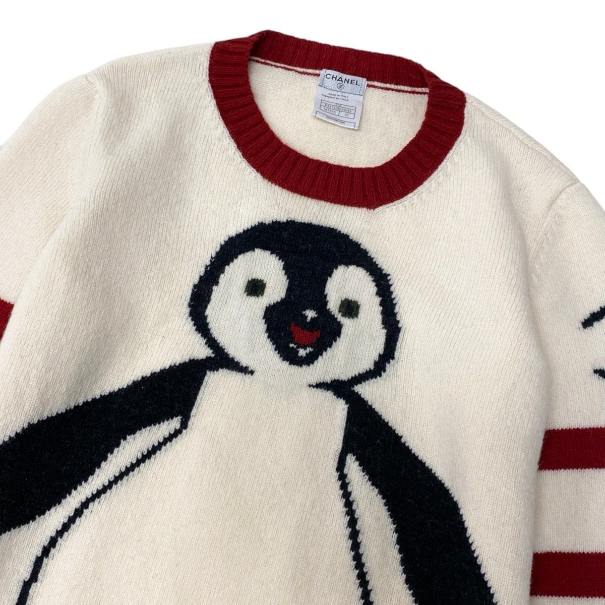 Chanel Knit Sweater Penguin Print Crew Neck Wool Ivory Red 42 — view 4