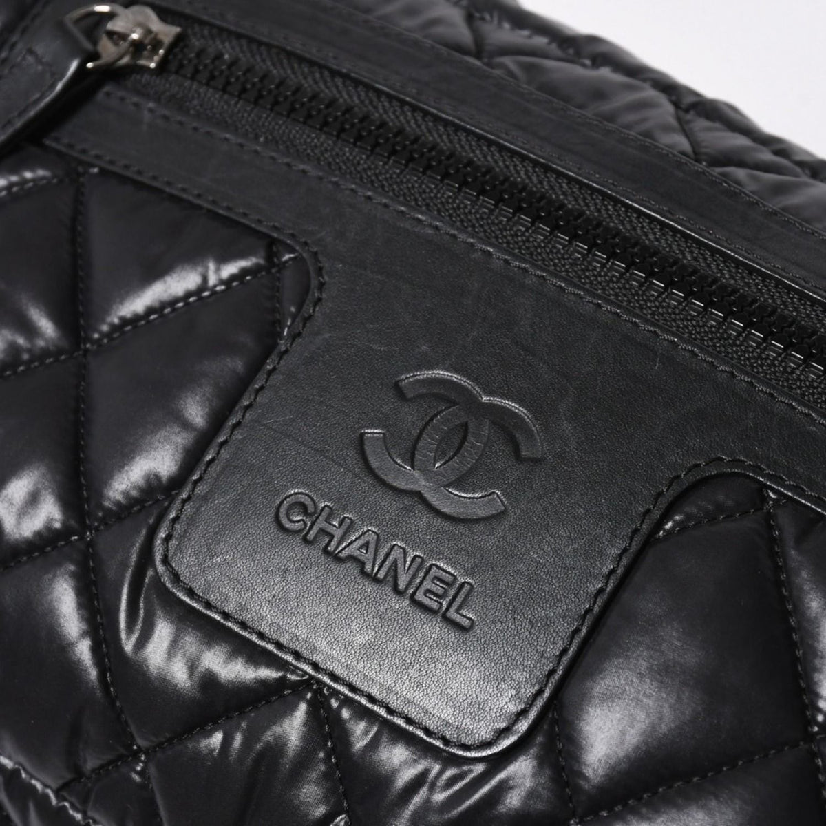 Chanel Coco Cocoon Clutch Black Nylon Calfskin Makeup Pouch Silver — view 5