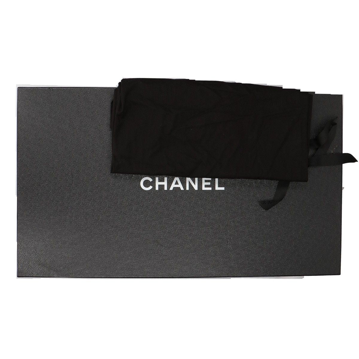 Chanel 23A CC Logo to Chain Chunky Heel Leather Long Boots — view 7