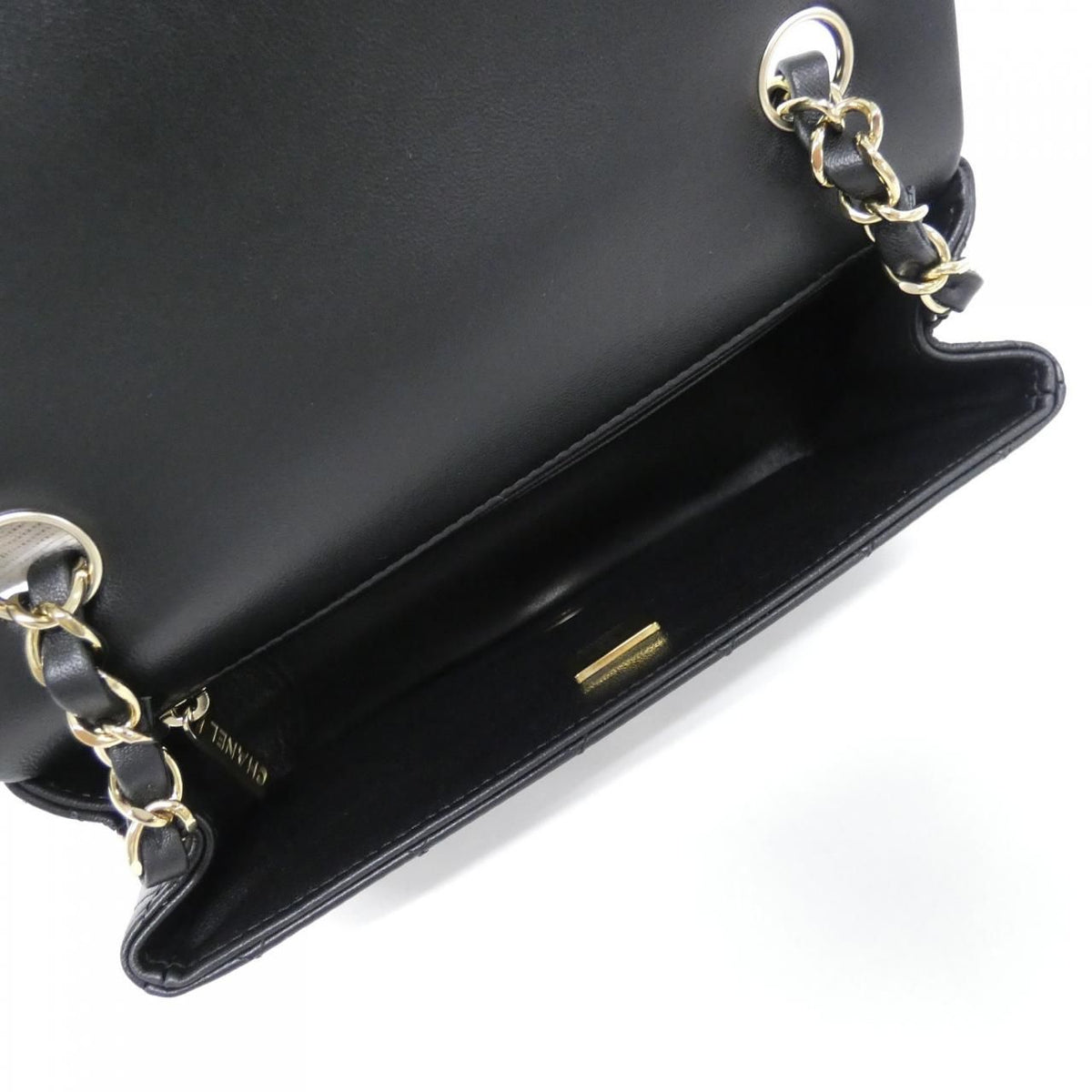 Chanel Shoulder Bag Black — view 6