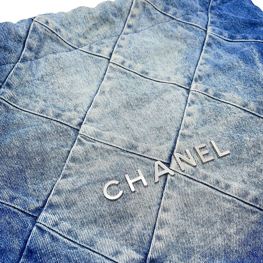 Chanel Chain Shoulder Bag Chanel 22 Quilted Small Denim — view 6