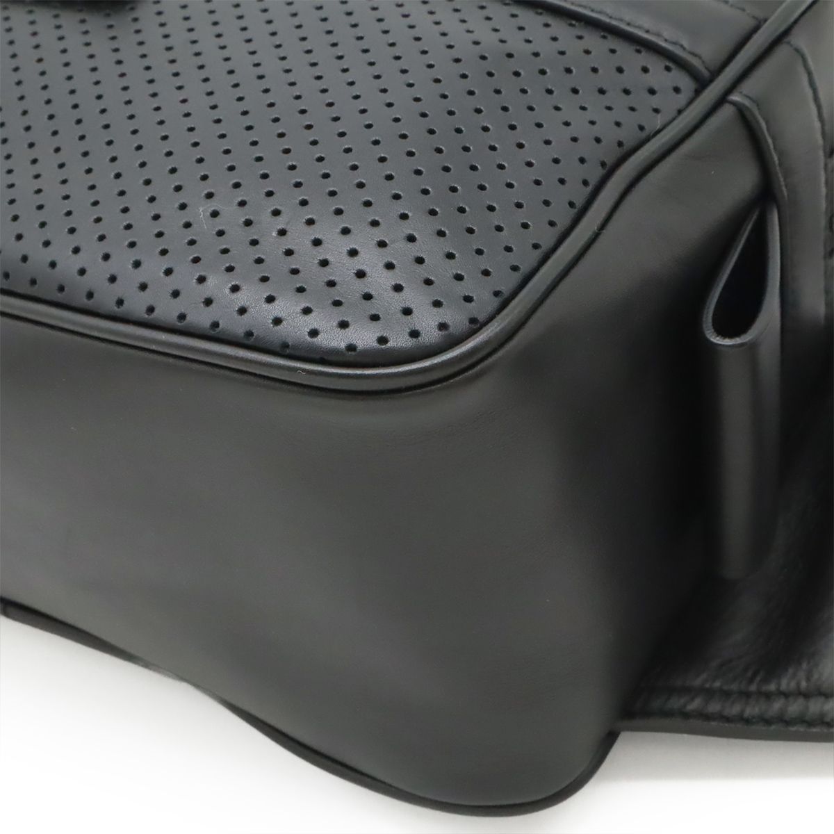 Bottega Veneta Leggero Belt Bag Leather Black — view 3
