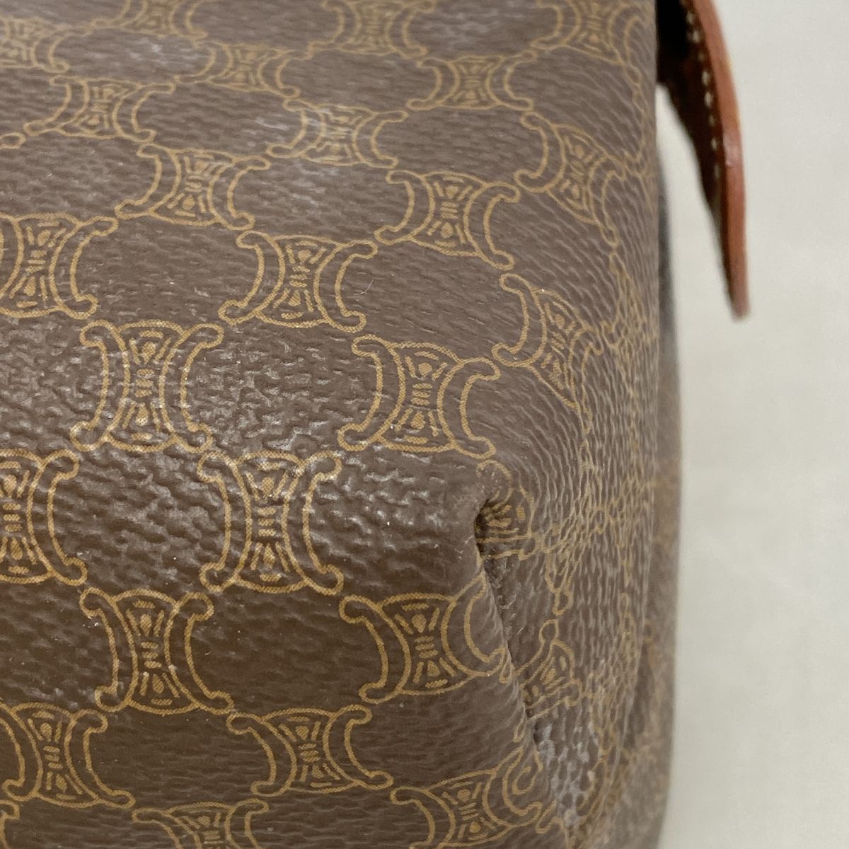 Celine Pouch Macadam Brown Gold — view 8