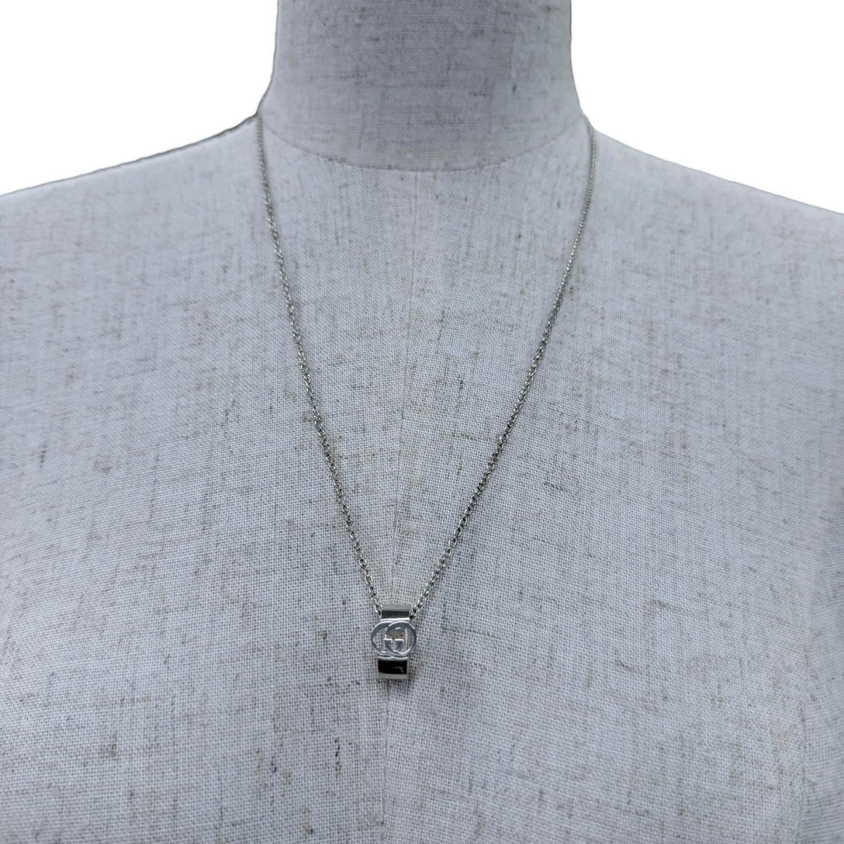 Gucci Interlocking G Pendant Silver Box Protected — view 4