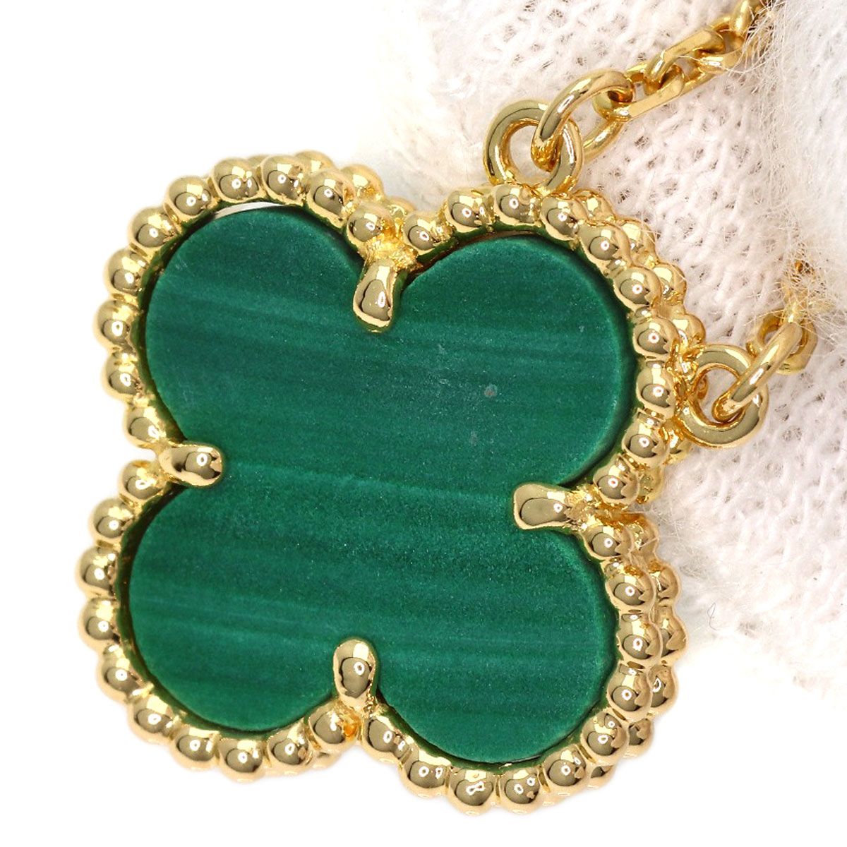 Van Cleef & Arpels Vintage Alhambra Malachite Necklace 18k Yellow Gold — view 5