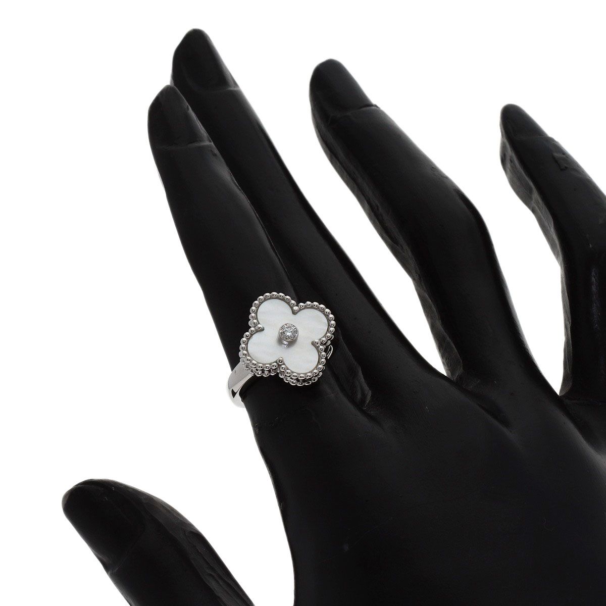 Van Cleef & Arpels Vintage Alhambra Shell Diamond 48 Ring 18k White Gold — view 6