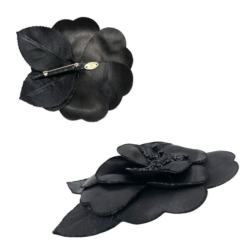 Chanel Camellia Corsage Brooch Black — view 2