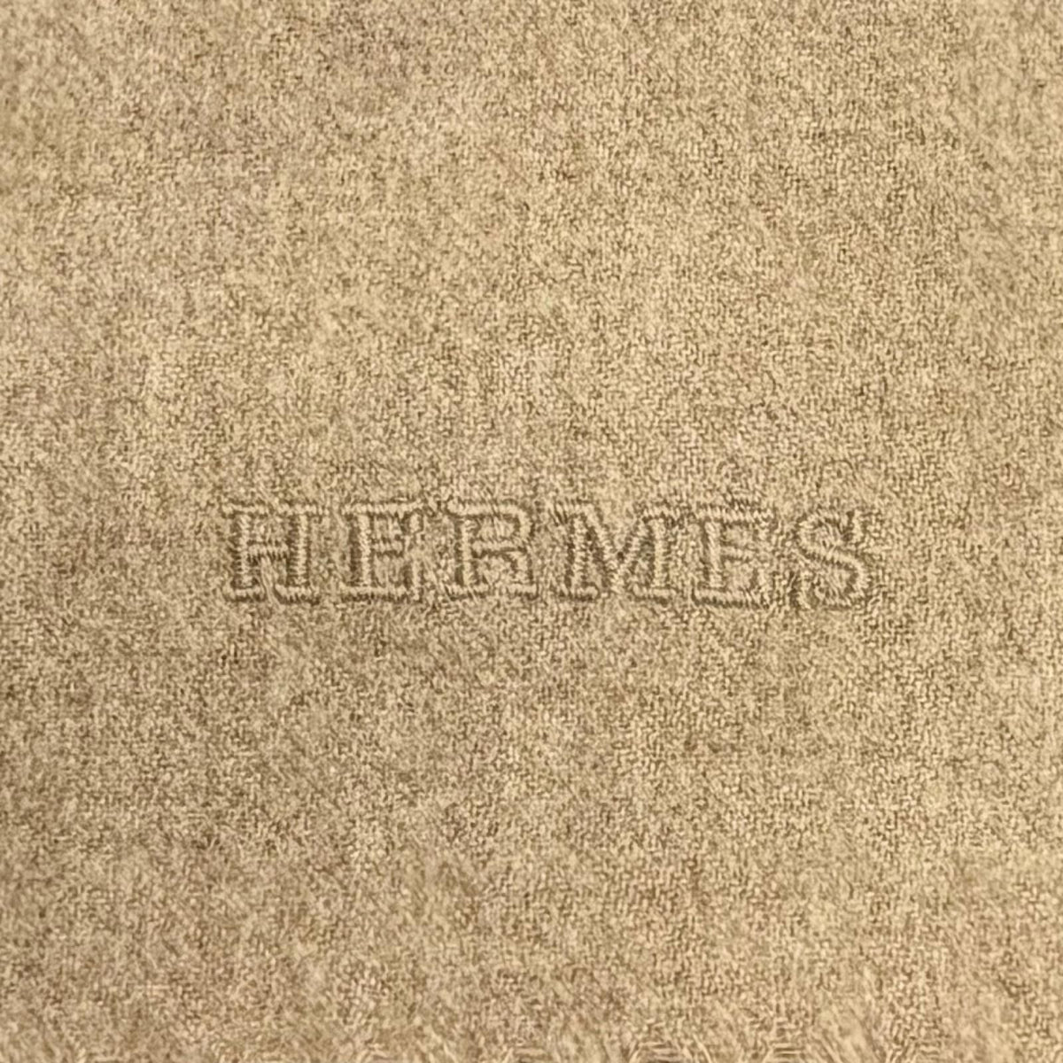 Hermes Cashmere 100% Logo Embroidery Fringe Large Shawl Throw Blanket Beige — view 2