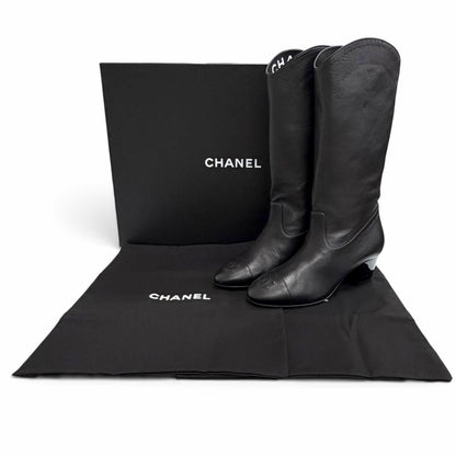 Chanel CC Logo Stitch Middle Leather Boots Jockey Black — view 2